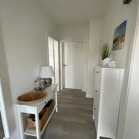 Apartment Mit Direktem Meerblick