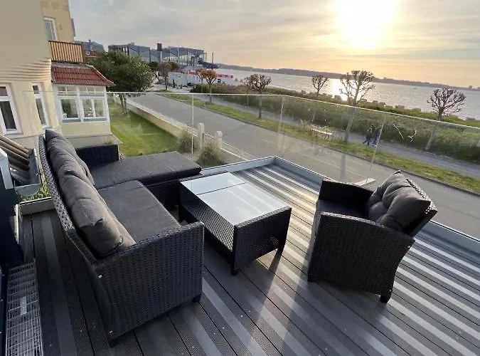 Mit Direktem Meerblick Laboe