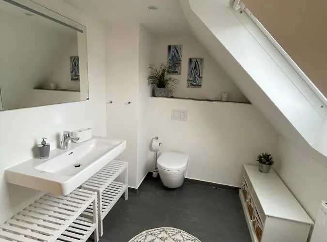 Appartement Mit Direktem Meerblick Laboe