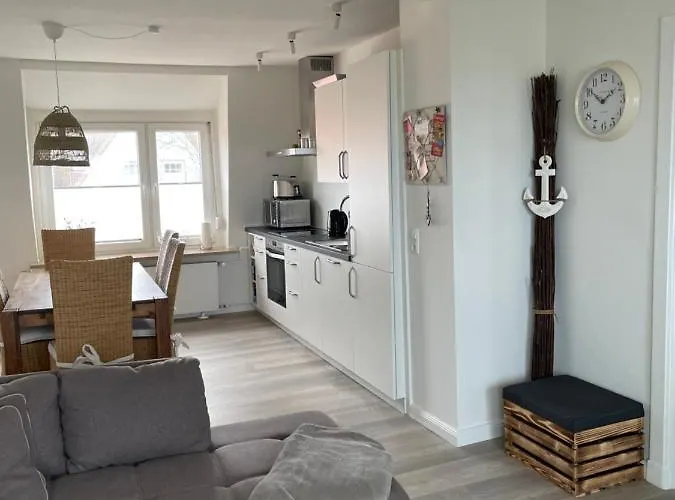 Mit Direktem Meerblick Laboe